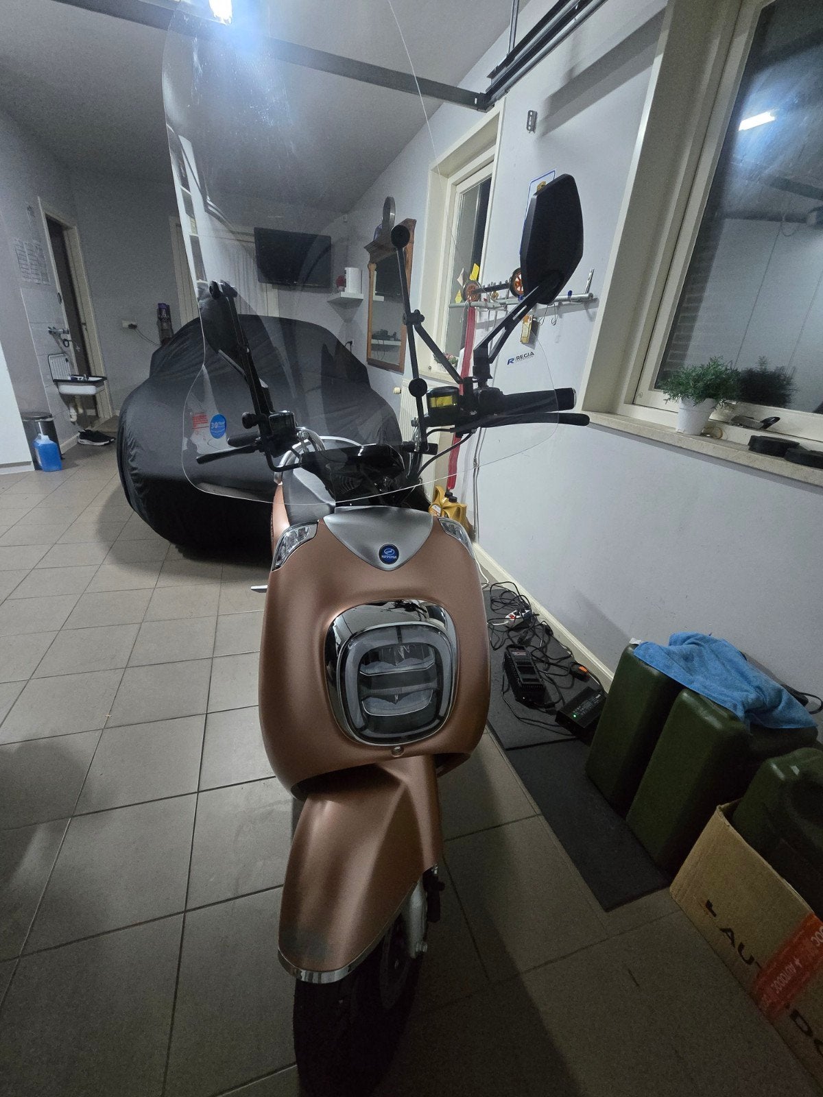 Nipponia Volty Elektrische Scooter 45km - Zo goed als nieuw, Ophalen of Verzenden, Zo goed als nieuw, Elektrisch, Overige merken