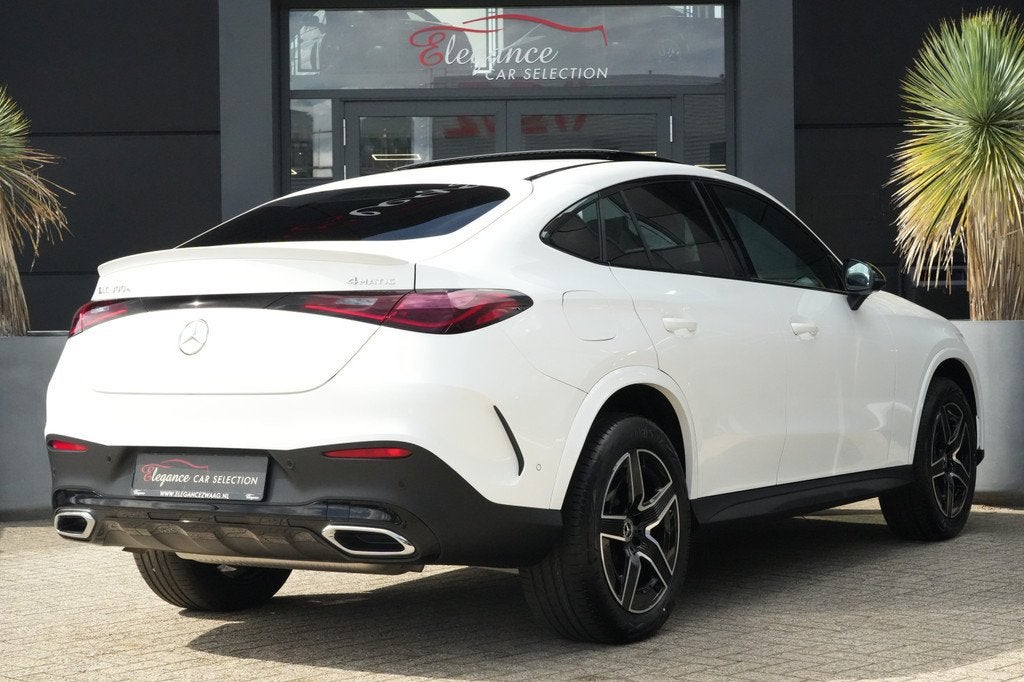 Mercedes-Benz GLC Coupé 300e 4MATIC AMG Line Plus 313pk Pan, Automaat, Gebruikt, Zwart, 2000 kg