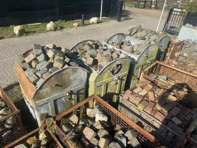 Grote partij kinderkoppen boerenkasseien, Tuin en Terras, Grind, Keien en Split, Ophalen, Graniet