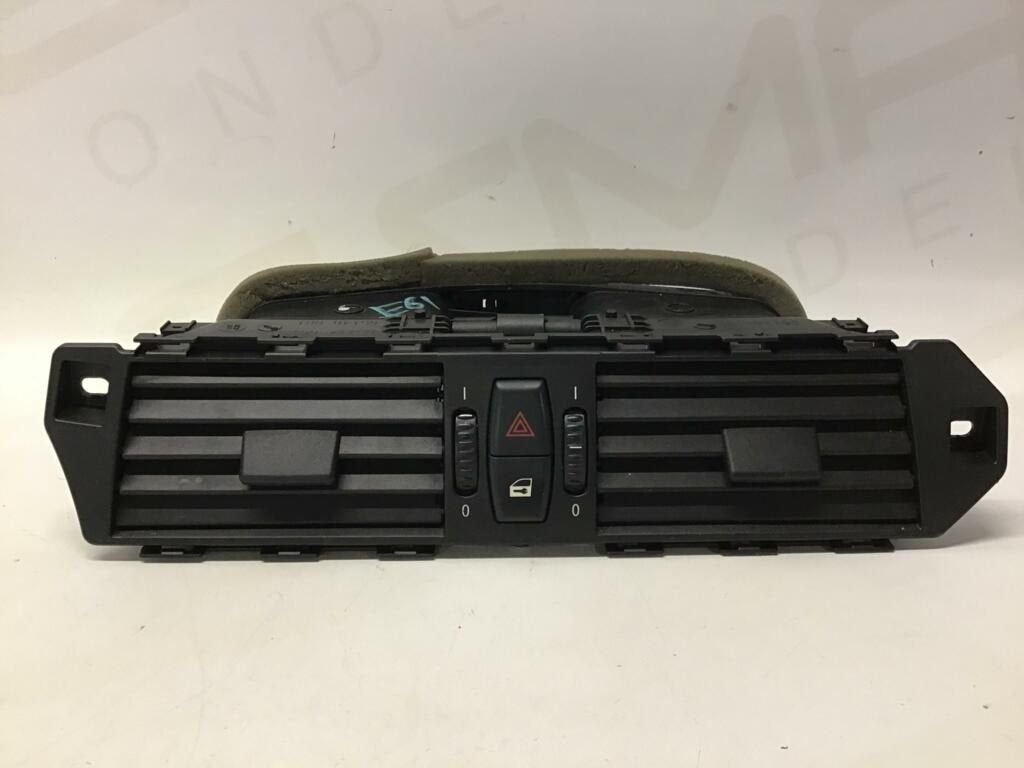 Dashboard luchtrooster midvoor BMW 5-serie E61 05114001, Auto-onderdelen, Gebruikt, -, -, Ophalen of Verzenden