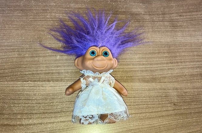 Vintage 1991 TNT Ace Novelty bruid trolpop met paars haar, Ophalen of Verzenden