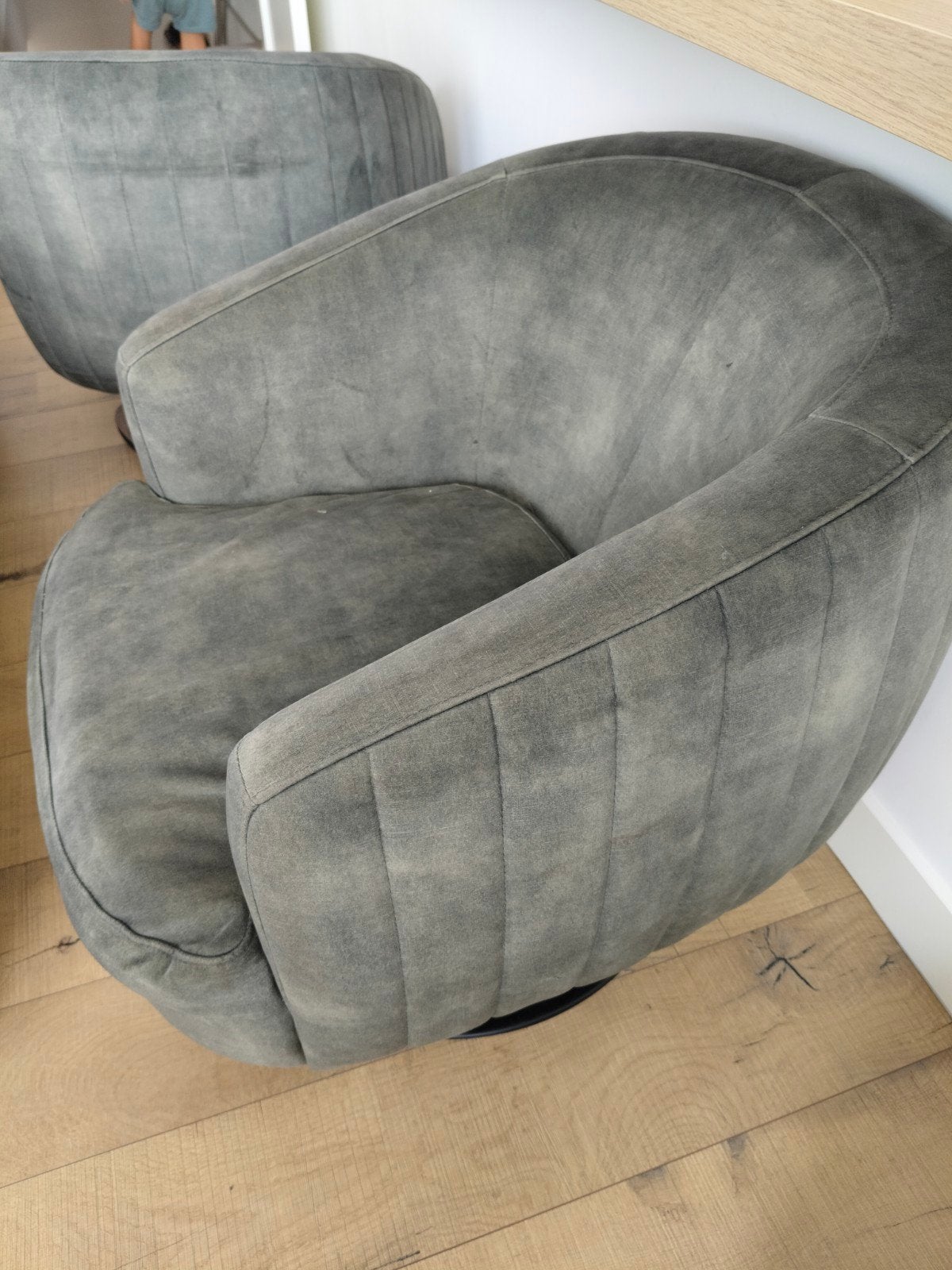 Comfortabele draaibare fauteuil in groene stof, Gebruikt, Twee, Overige kleuren, Stof
