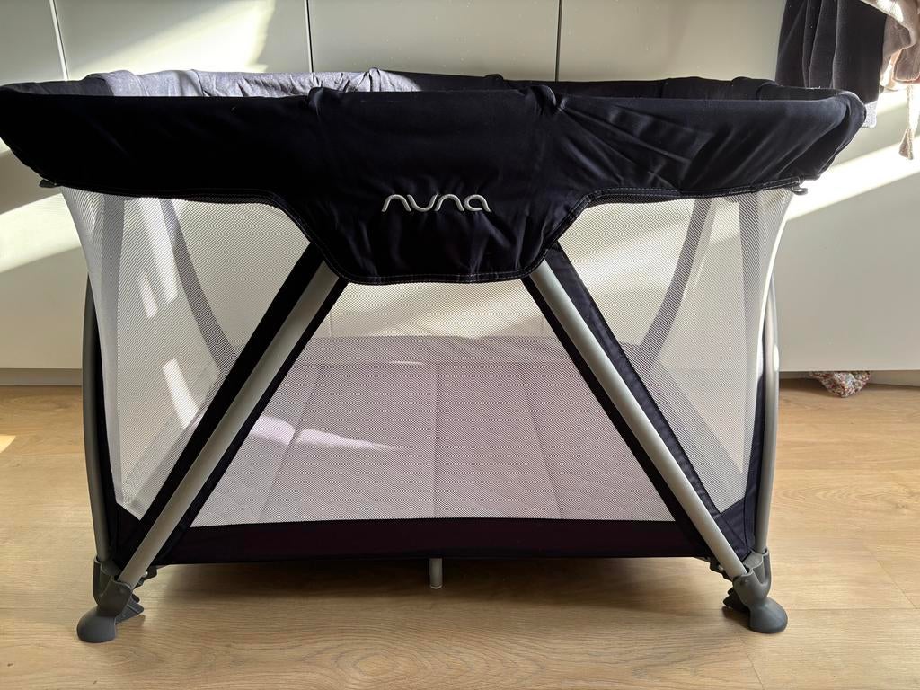 Nuna sena campingbed, Ophalen, Zo goed als nieuw, Reisbedje