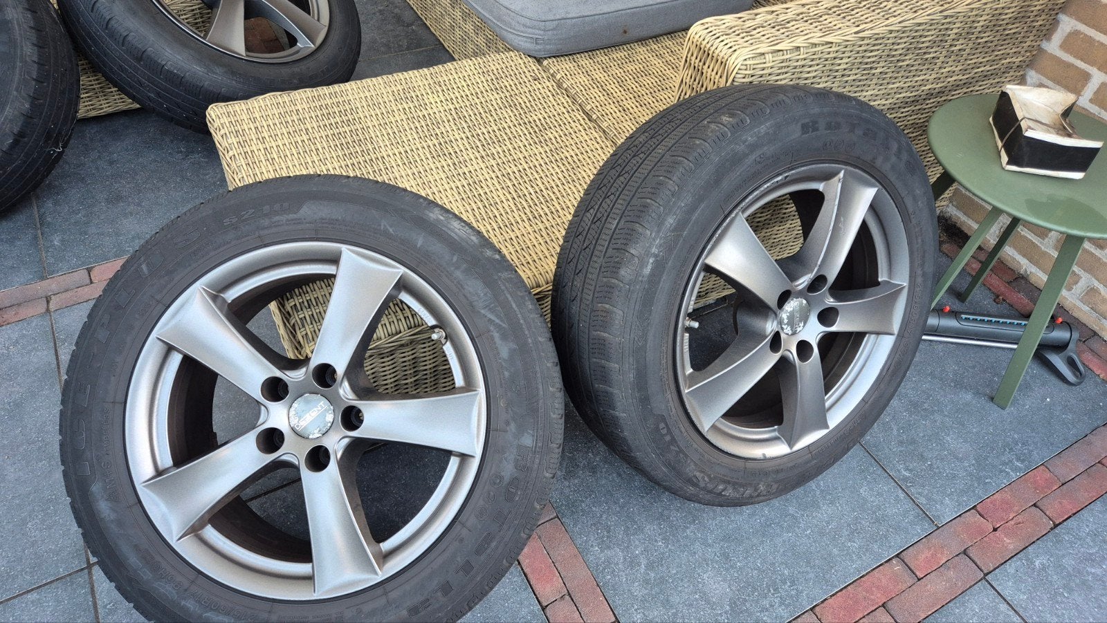 Set van 4 winterbanden en velgen - 215/60R17, Ophalen, Gebruikt