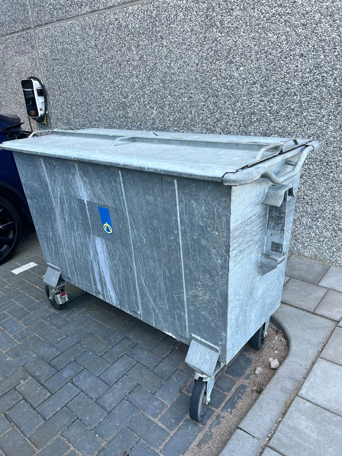 Gegalvaniseerde afvalcontainer 750L met dubbele klep, Ophalen, Gebruikt