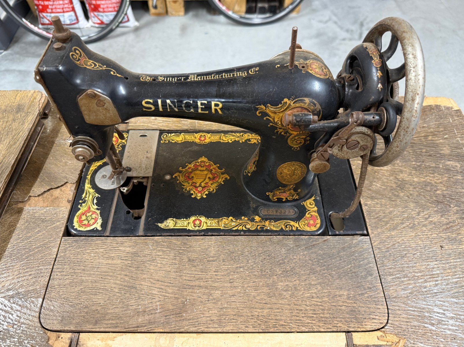 Te koop antieke Singer trapnaaimachine, Ophalen