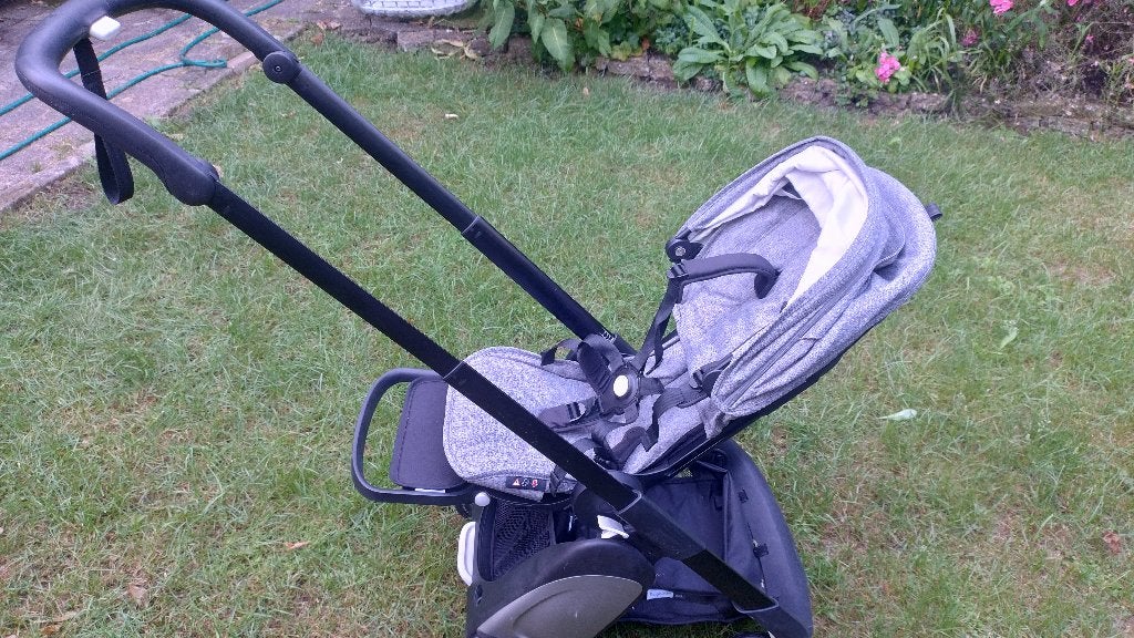 Zgan complete Bugaboo Ant, Ophalen, Zo goed als nieuw, Overige merken, Verstelbare rugleuning