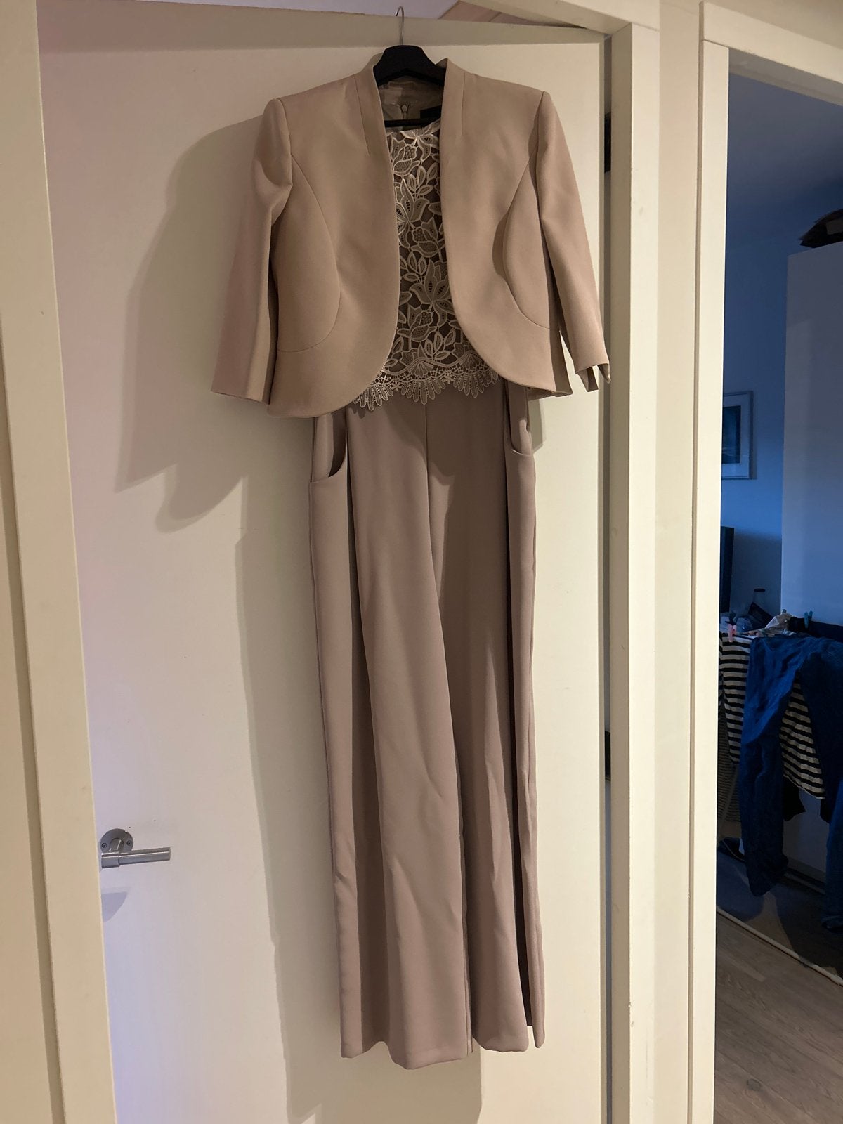 Phase Eight Jumpsuit met Bolero - Maat 38/40 (M), Kleding | Dames, Ophalen of Verzenden, Zo goed als nieuw, Maat 38/40 (M), Overige kleuren