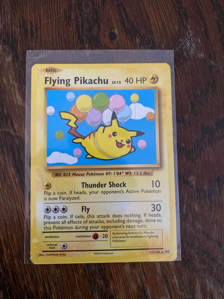 Flying Pikachu Pokémon kaartje, Ophalen of Verzenden, Zo goed als nieuw, Losse kaart