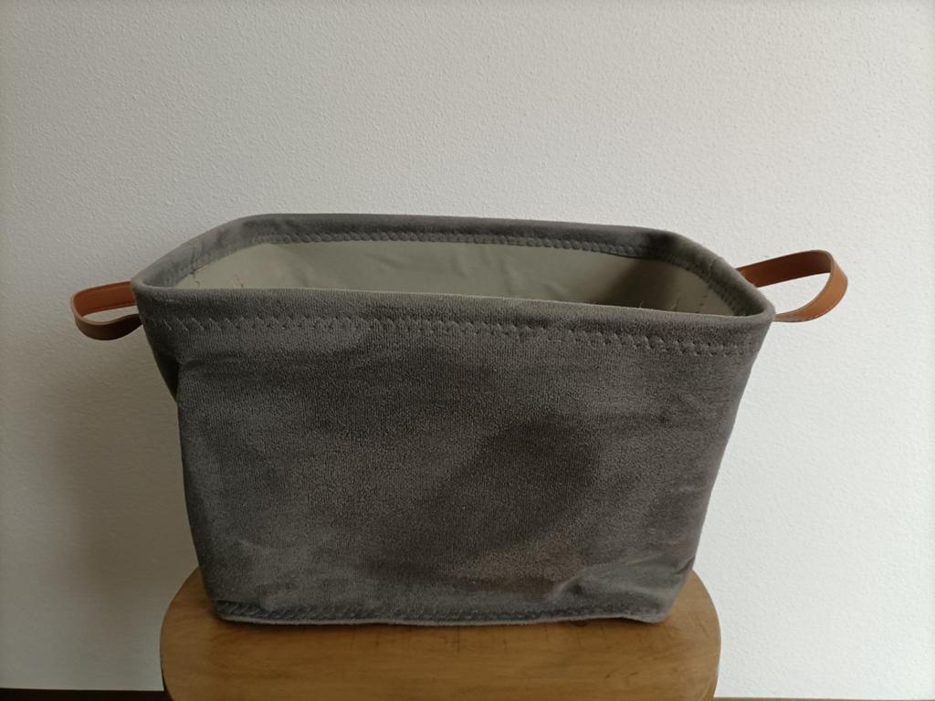 Mandjes, Huis en Inrichting, Woonaccessoires | Schalen en Manden, Overige materialen, Mand, Ophalen of Verzenden, Zo goed als nieuw