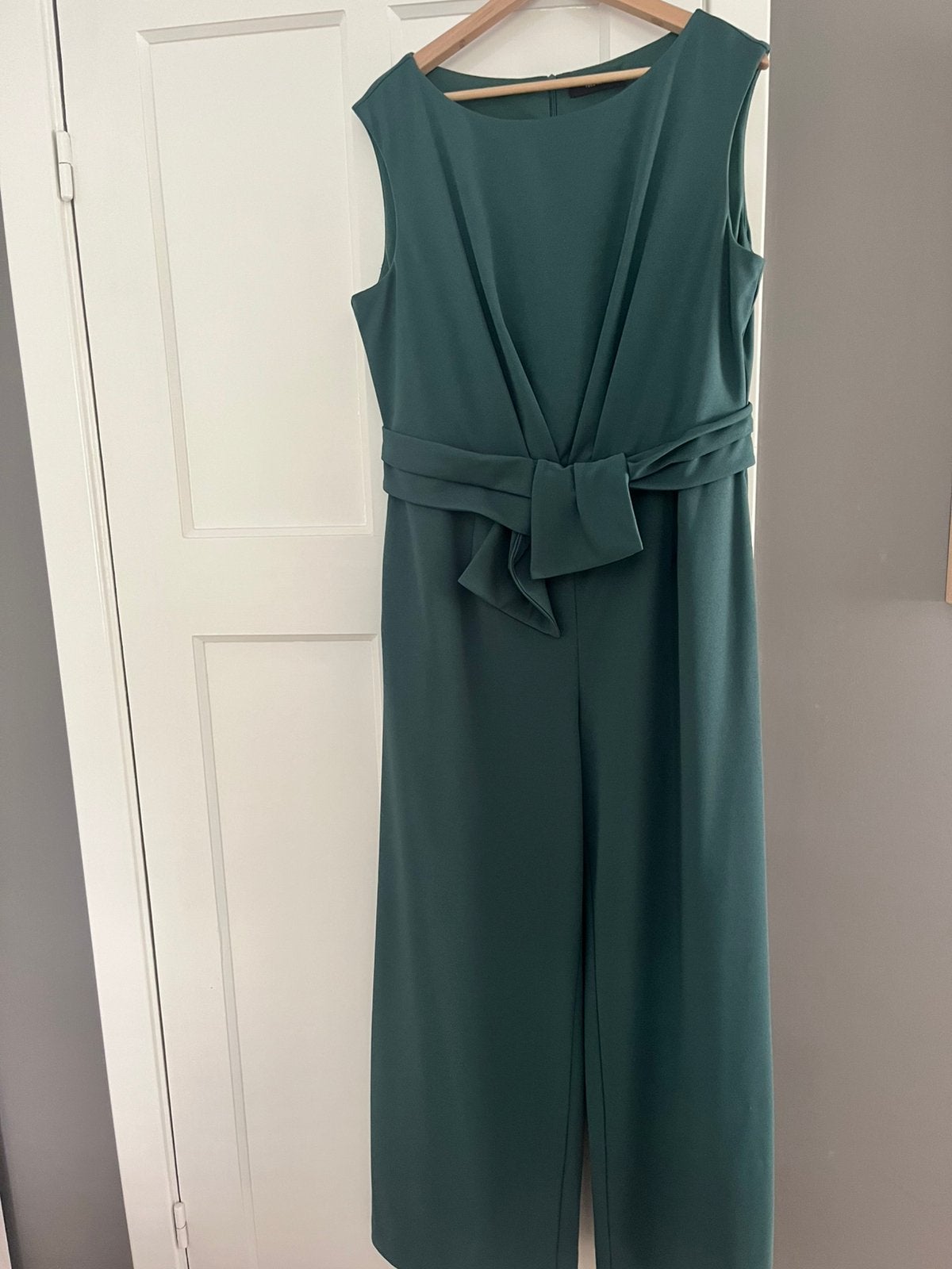 Vera Mont jumpsuite met jasje én mouwtjes maat 46, Ophalen, Zo goed als nieuw, Maat 46/48 (XL) of groter, Groen