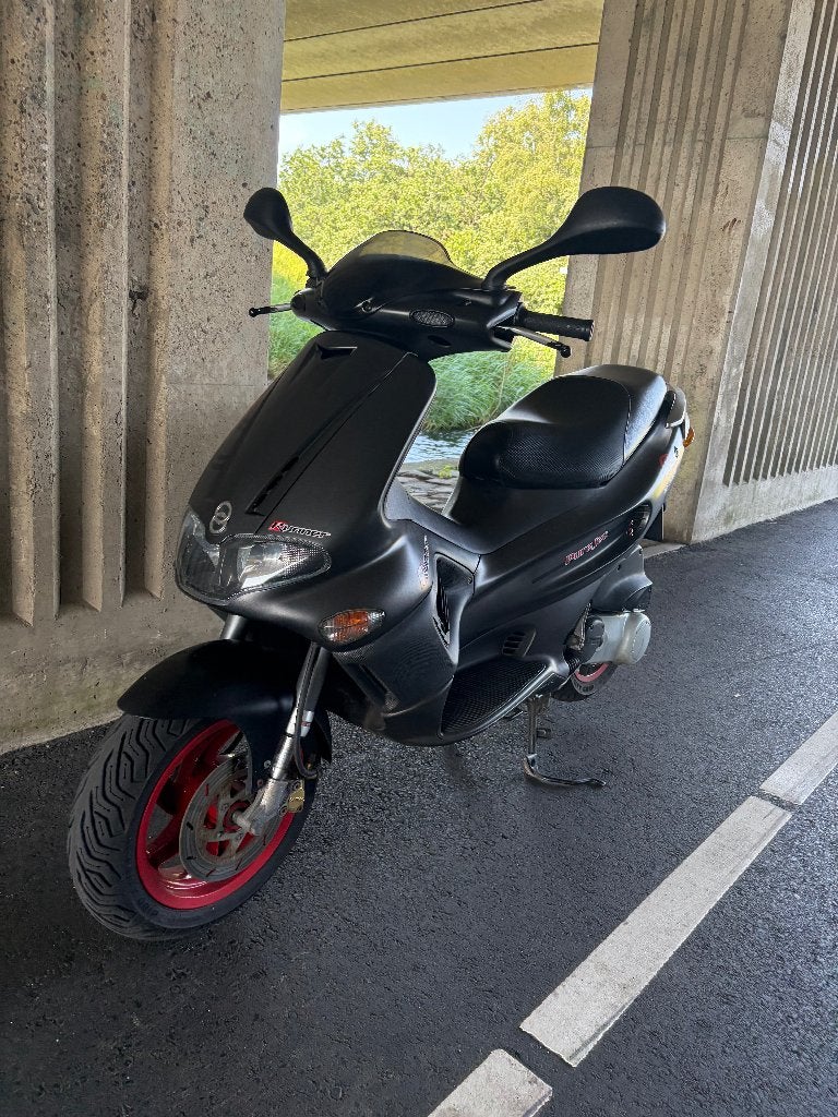 Gilera runner purejet dd 50cc 2t, Fietsen en Brommers, Ophalen, Tweetakt, Overige modellen, Maximaal 45 km/u