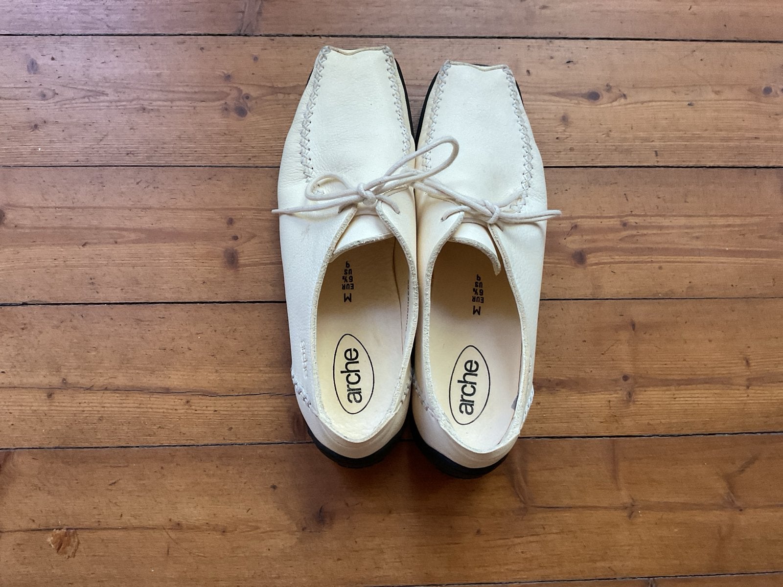 Arche witte dichte schoenen, maat 40, zacht leer, Verzenden, Zo goed als nieuw, Wit, Instappers