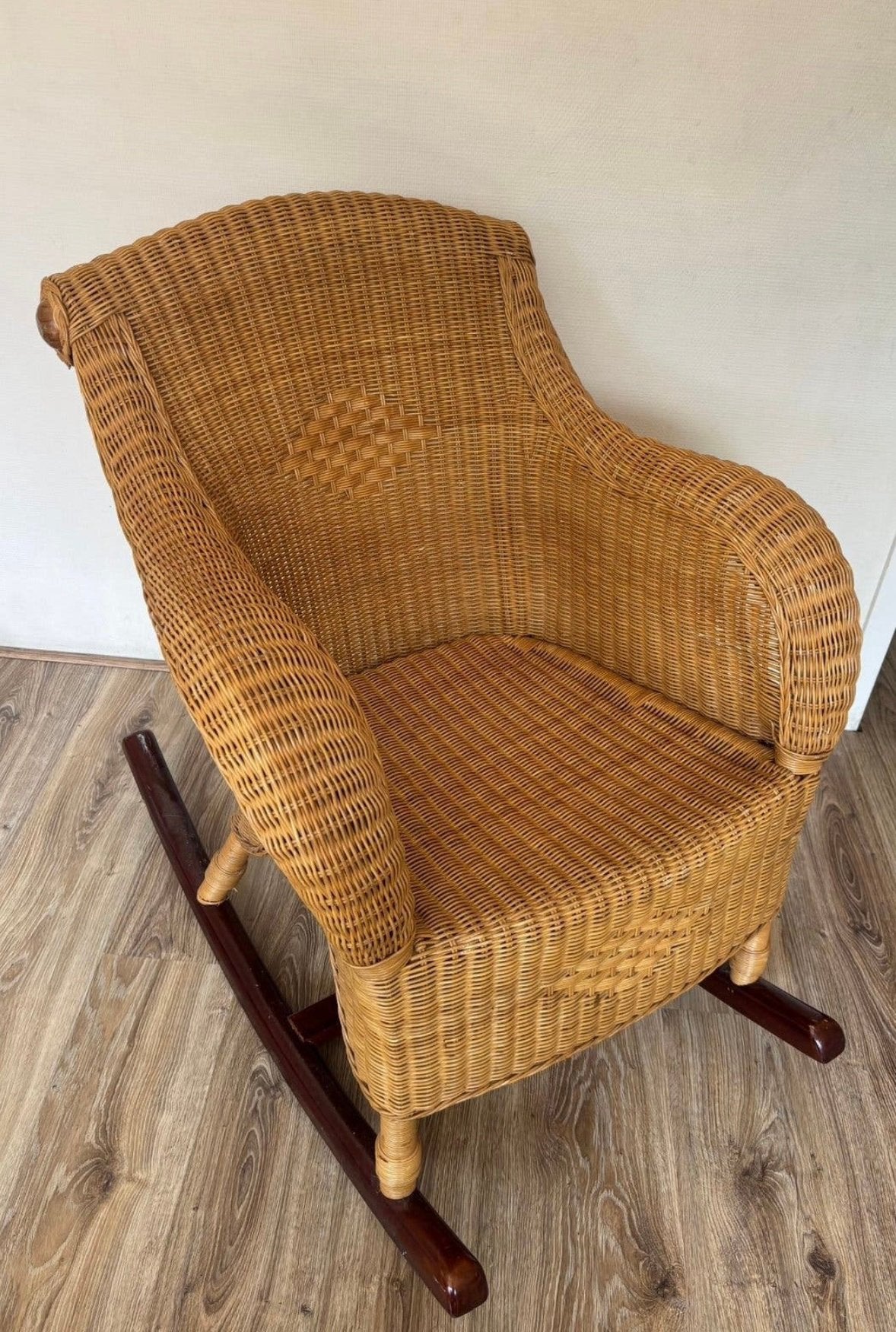 Rotan stoel, Huis en Inrichting, Ophalen, Zo goed als nieuw, 75 tot 100 cm, 50 tot 75 cm