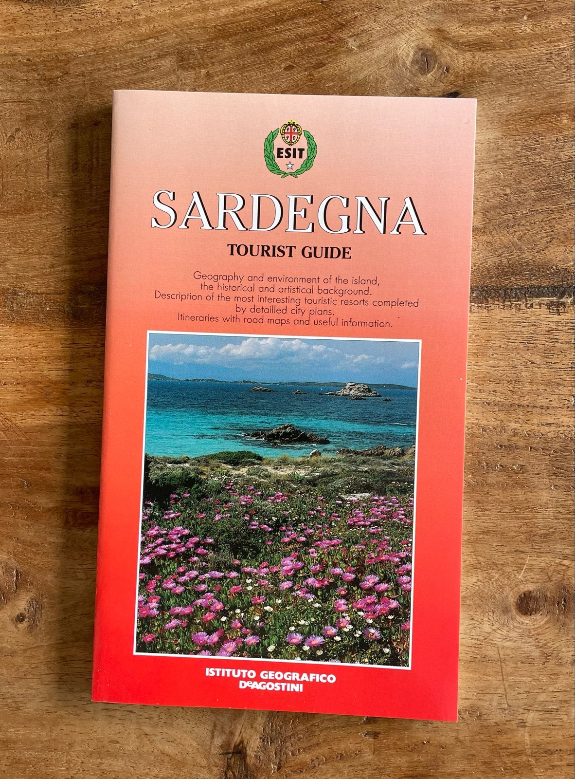 Sardinië Reisgids met Wegenkaart incl. plastic hoes, Overige merken, Europa, Ophalen of Verzenden, Zo goed als nieuw