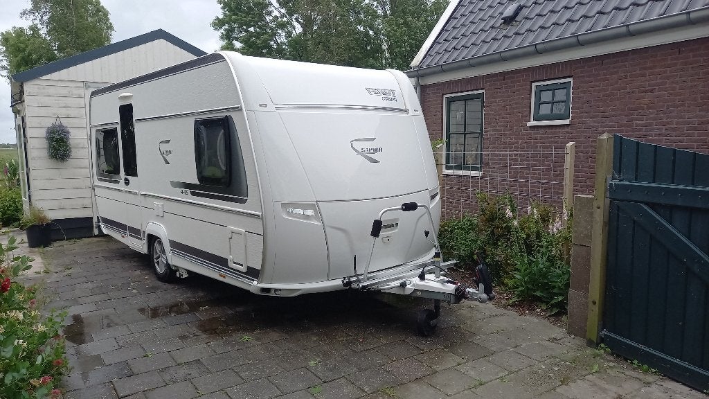 Fendt Saphir 445 tfb uit 2017, Schokbreker, Omvormbare zithoek, Rondzit, Particulier