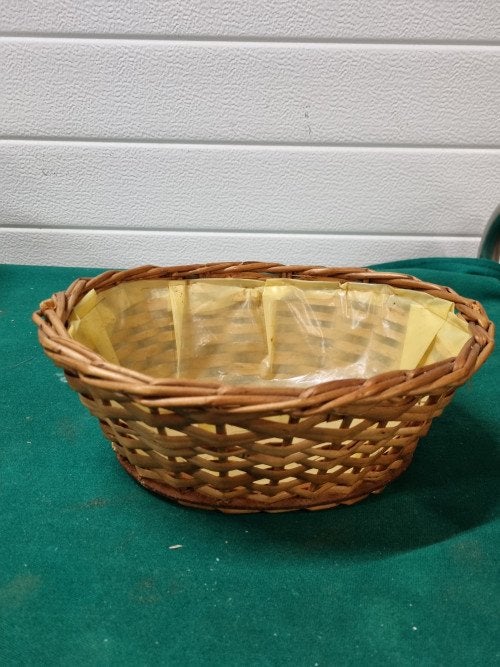 Mand riet met plastic binnen zijde vintage, Ophalen of Verzenden, 'T Olde Gre-j, Info@toldegrej.nl, Endepoelstraat 20f Didam