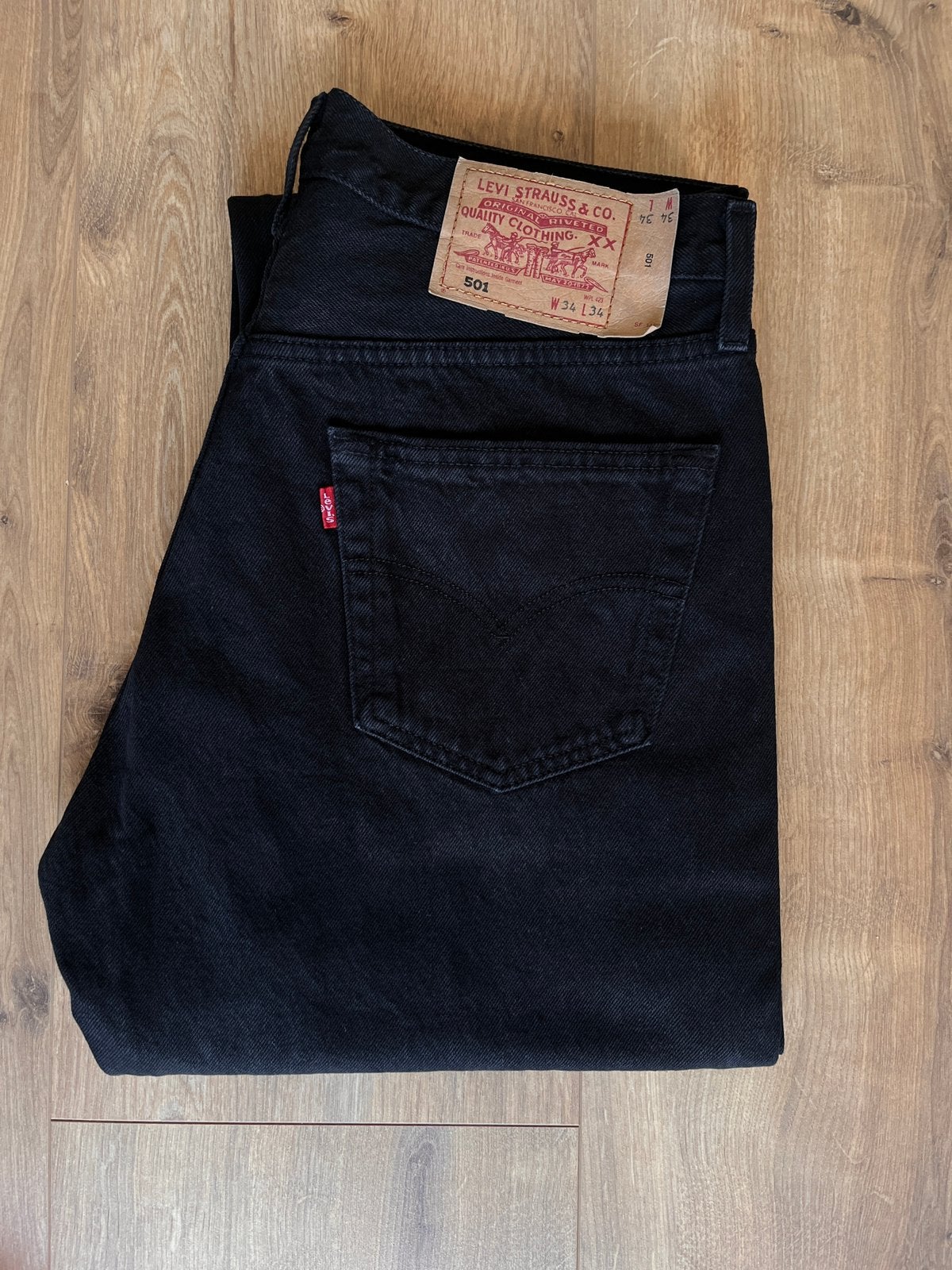 Prachtige Levi’s 501, Kleding | Heren, Spijkerbroeken en Jeans, Ophalen of Verzenden, Zo goed als nieuw, Zwart, W33 - W34 (confectie 48/50)