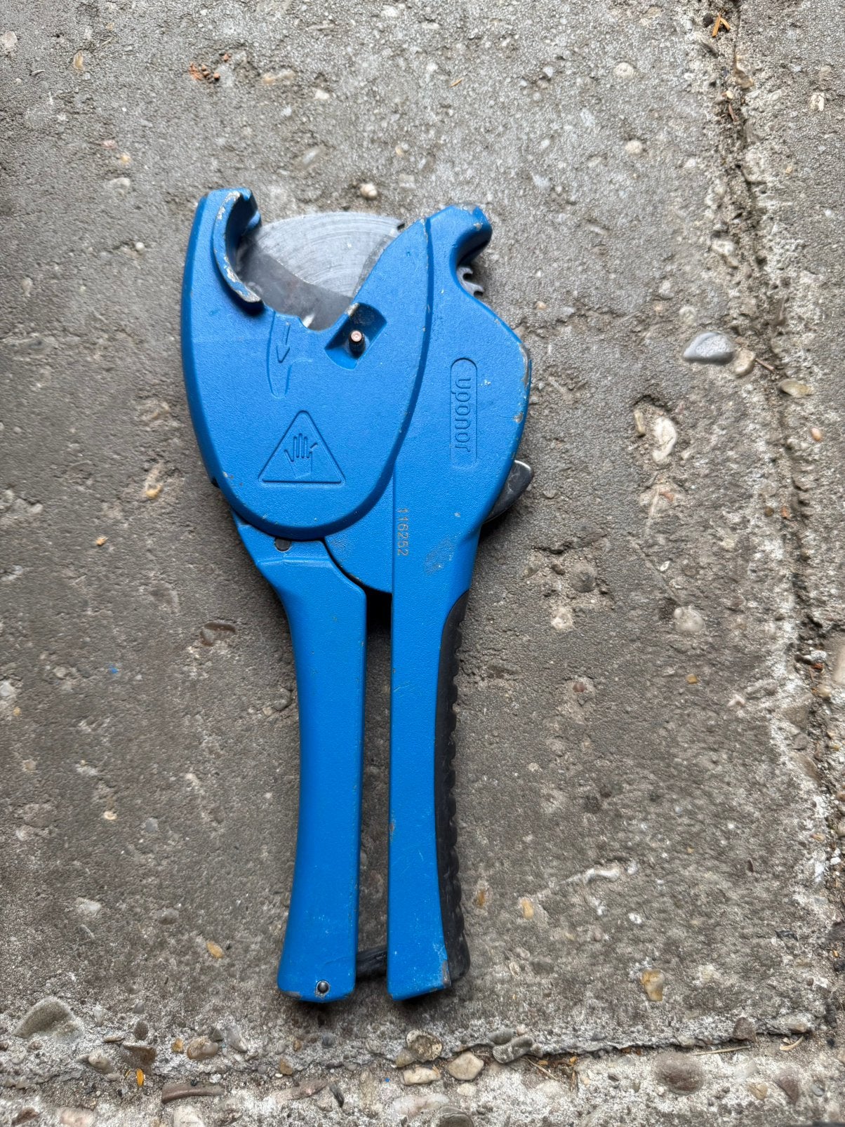 Uponor buisschaar tot 42mm ZGAN, Ophalen, Zo goed als nieuw