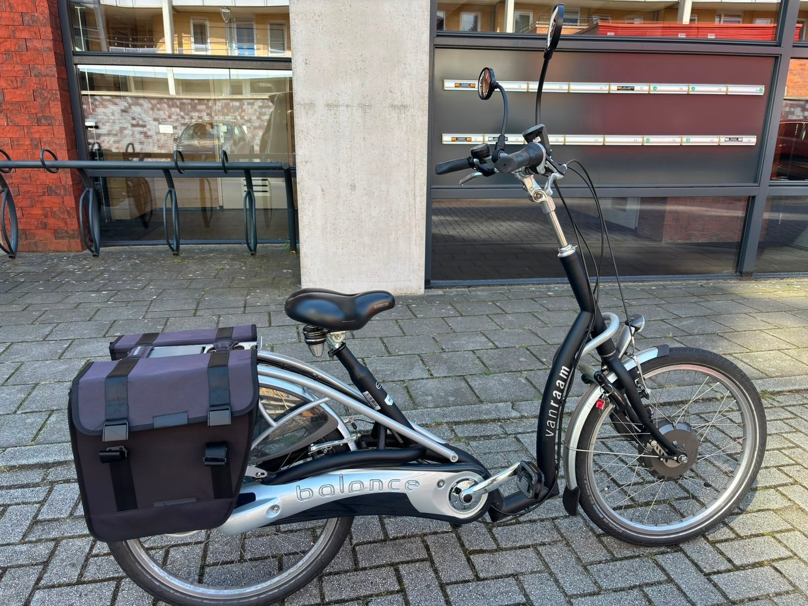 Electrische fiets van raam, Ophalen, Zo goed als nieuw, Van Raam