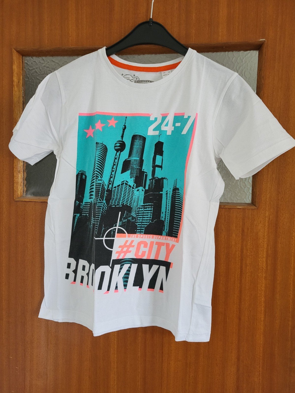 T-shirt en korte broek set - Brooklyn thema maat 158, Ophalen of Verzenden, Zo goed als nieuw, Jongen