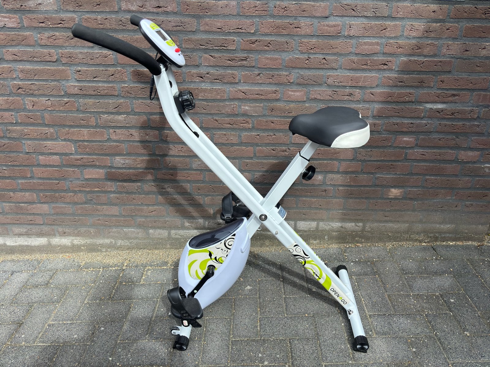 Tecnovita BH YF90 Open & Go hometrainer - Inklapbaar, Ophalen, Gebruikt, Metaal, Benen