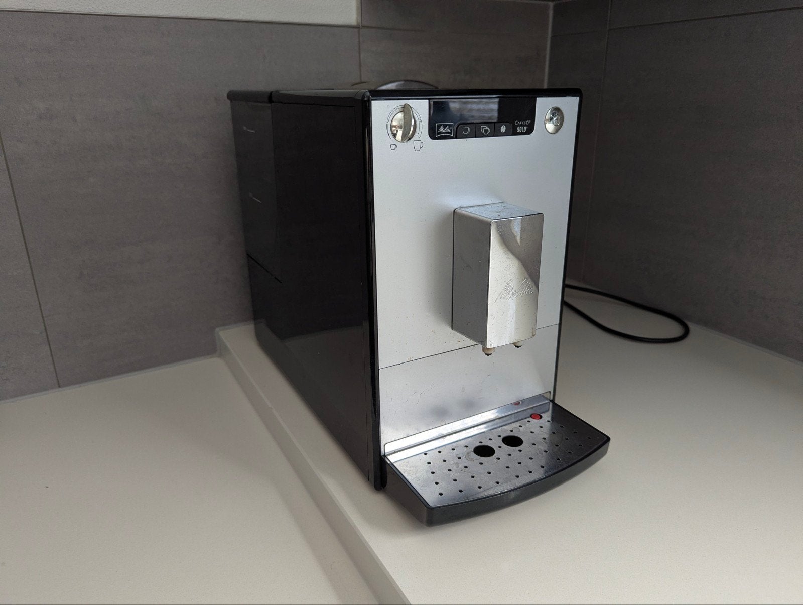 Melitta Caffeo Solo E950-103 voor onderdelen, Ophalen, Afneembaar waterreservoir, Koffiemachine, Koffiebonen