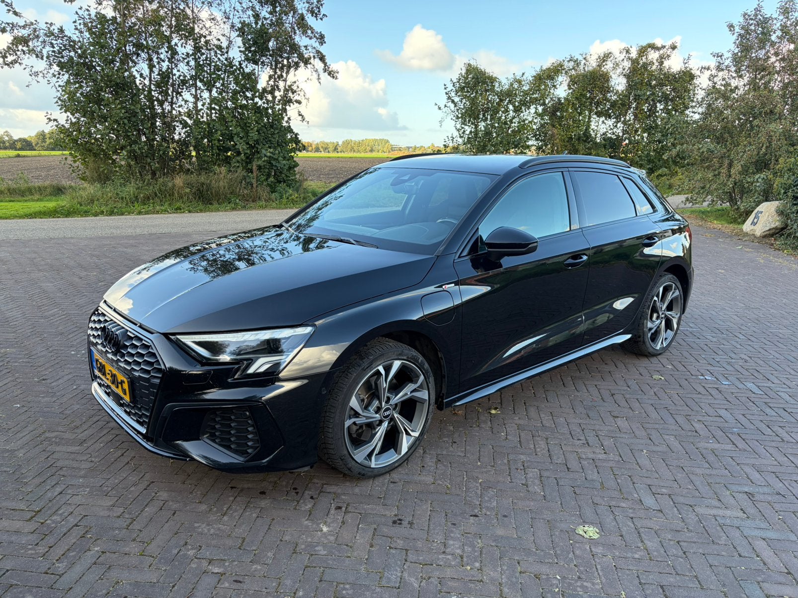 Audi A3 40 Tfsi e 204pk Phev S-tronic 2021 Zwart, Auto's, Zwart, 4 cilinders, 1535 kg, Zwart