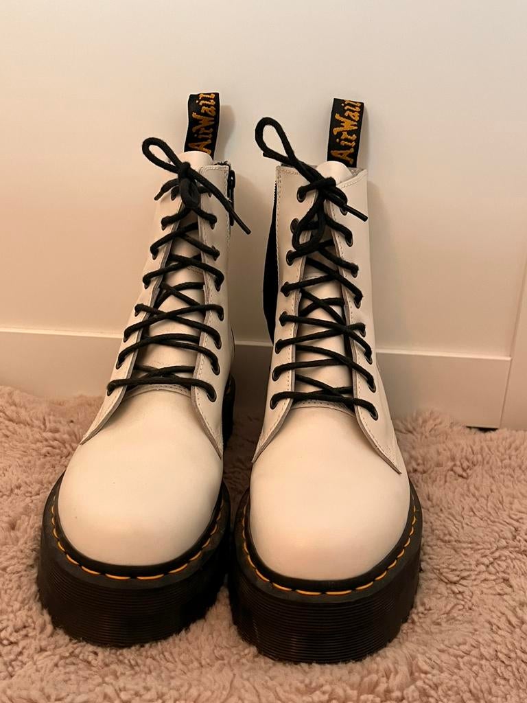 Witte Dr. Martens platform veterboots – zo goed als nieuw!, Verzenden, Zo goed als nieuw, Wit
