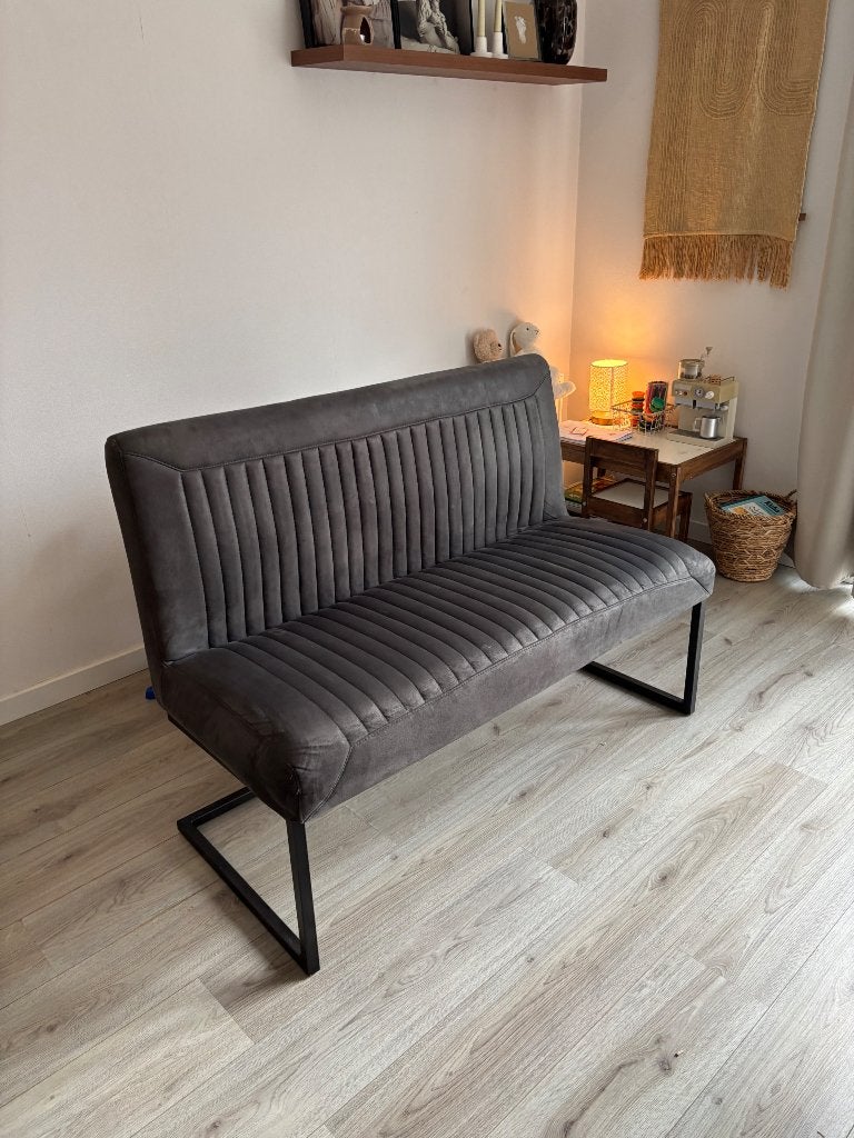 Eettafel bank donkergrijs, Huis en Inrichting, Ophalen, Gebruikt, Driepersoons, 75 tot 100 cm