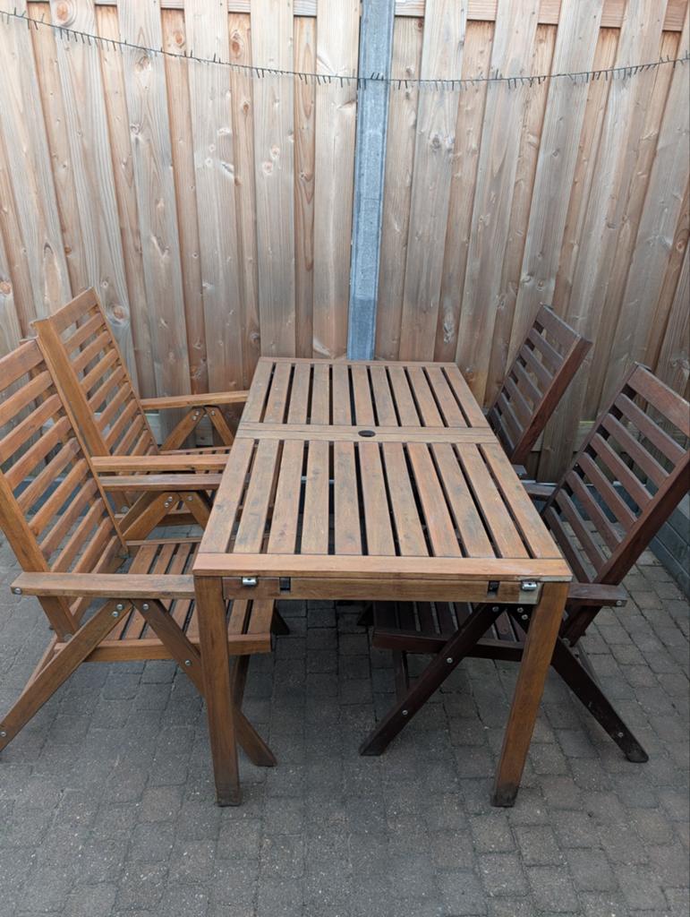 Houten tuinset met uitschuifbare tafel en stoelen, 4 zitplaatsen, Gebruikt, Ophalen of Verzenden, Tuinset