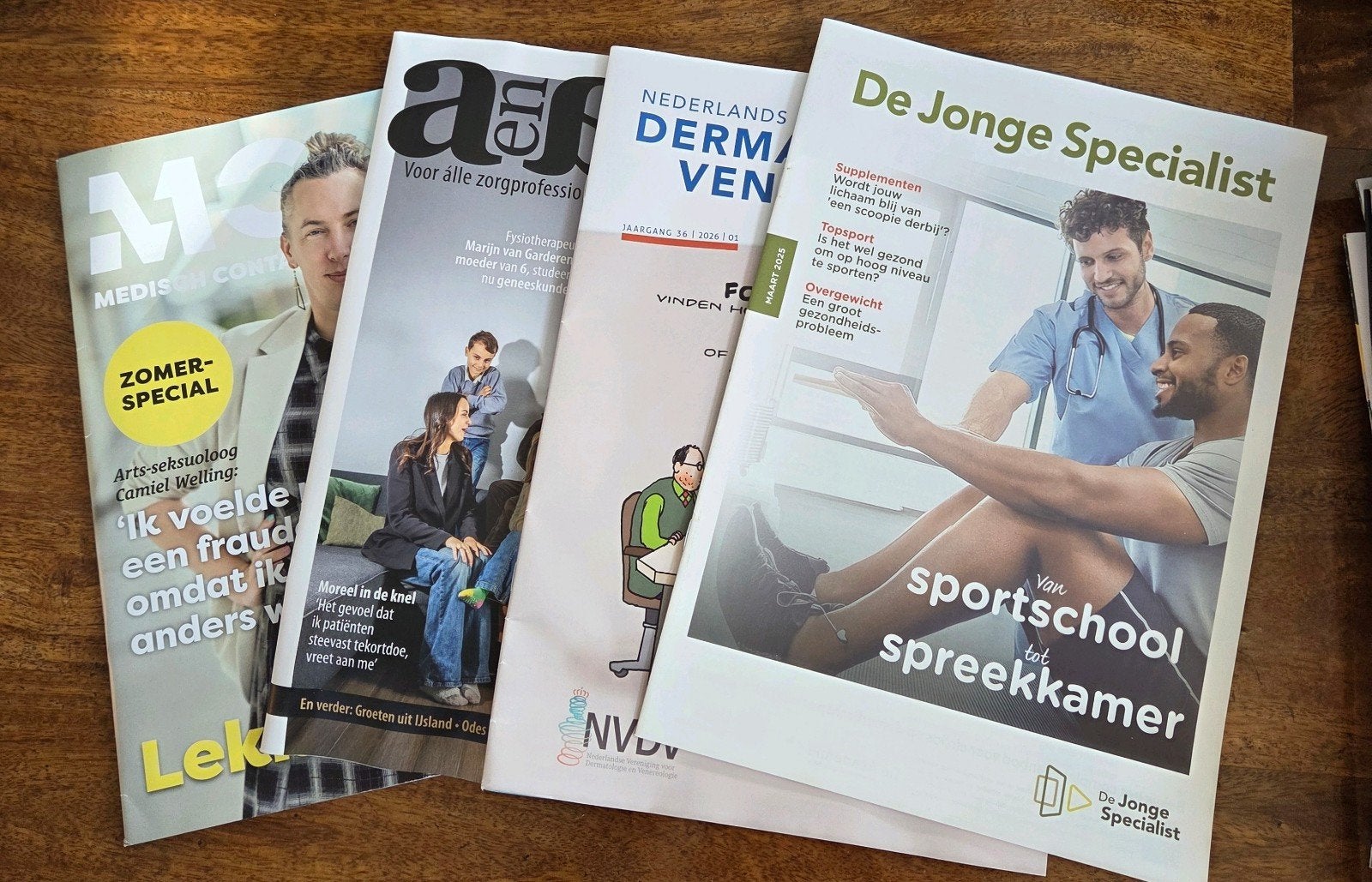 Grote stapel medische Tijdschriften - gratis, Boeken, Ophalen