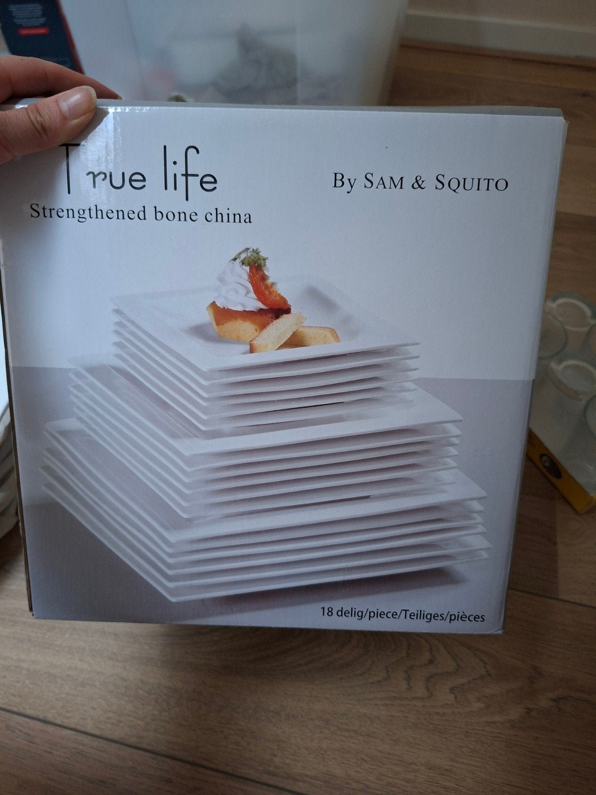 Uitgebreid True Life Servies - Tijdloos Wit Porselein, Huis en Inrichting, Keuken | Servies, Ophalen