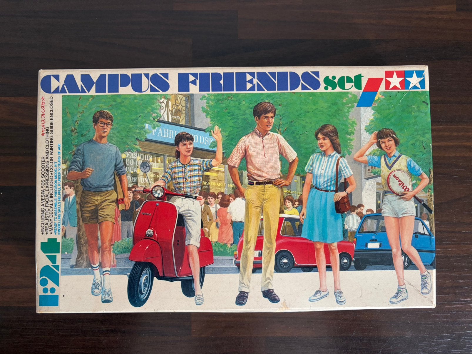 Tamiya Campus Friends set 1/24, Hobby en Vrije tijd, Modelbouw | Auto's en Voertuigen, Ophalen of Verzenden, Zo goed als nieuw