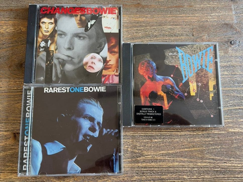 David Bowie 3 CD set – RarestOneBowie + Bowie at Beeb, Rock, Ophalen of Verzenden, Zo goed als nieuw, Inclusief doosje