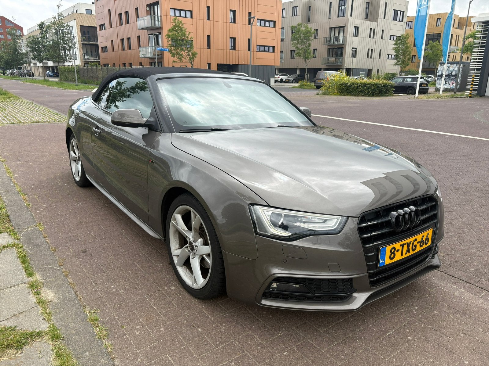 Audi A5 1.8 Tfsi Cabriolet CVT 2014, Auto's, Audi, 4 cilinders, Cabriolet, 4 stoelen, Origineel Nederlands
