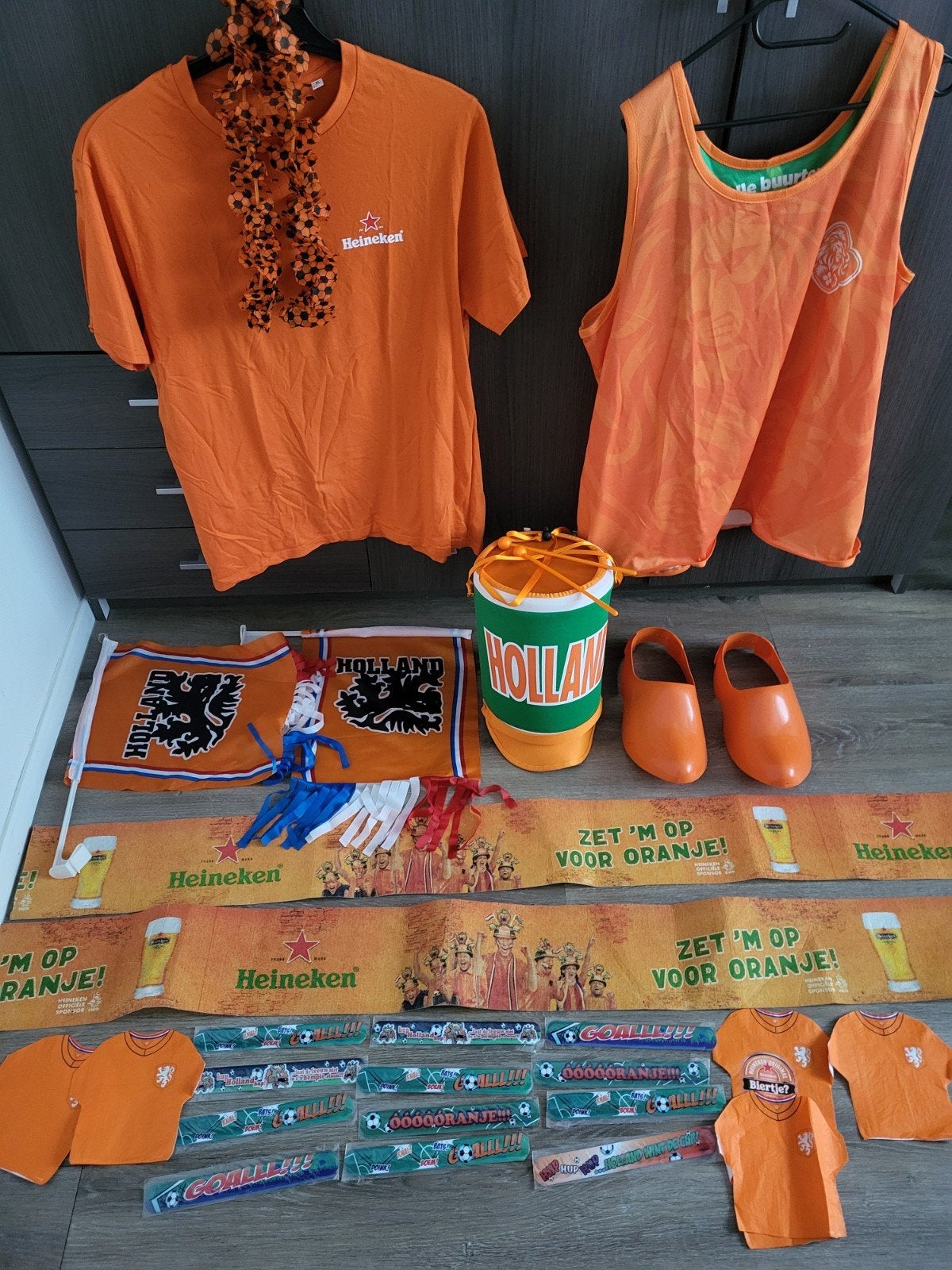 mooie voetbal spullen 11 Nieuwe klik arm banden Enz KOOPJE, Ophalen of Verzenden, Zo goed als nieuw