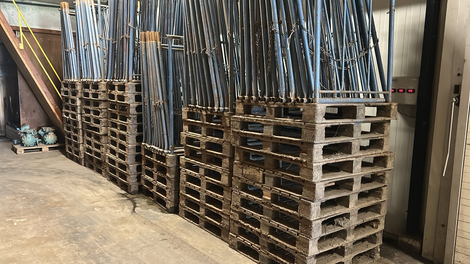 Pallets met rekken 1,10 x 1,10, Ophalen, Gebruikt, 100 cm of meer, 60 cm of meer