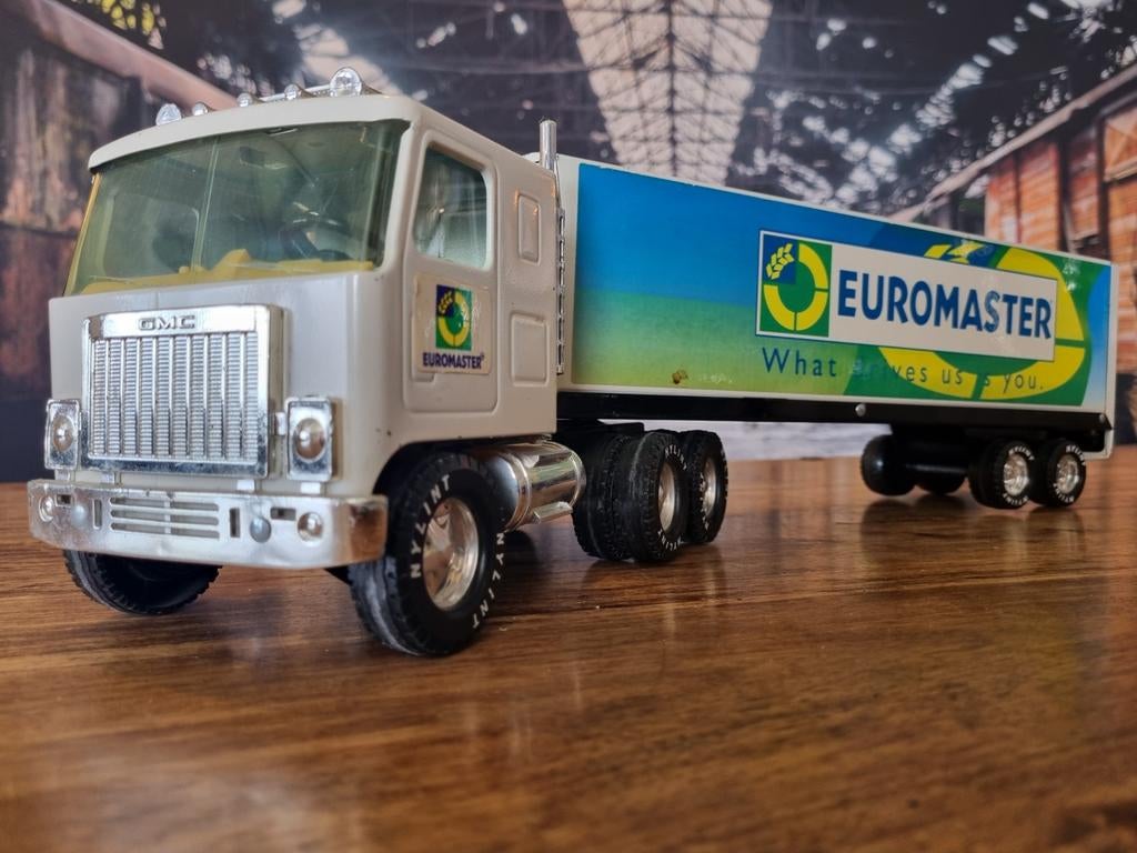 GMC Euromaster Truck Model - Vintage Speelgoed Vrachtwagen, Hobby en Vrije tijd, Modelbouw | Auto's en Voertuigen, Overige merken