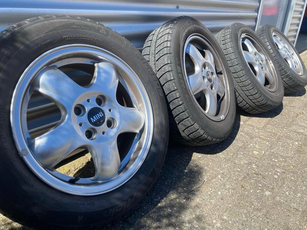 15 inch winterset Mini met Michelin Alpin banden (6,5mm), Ophalen, Gebruikt, 15 inch, Banden en Velgen