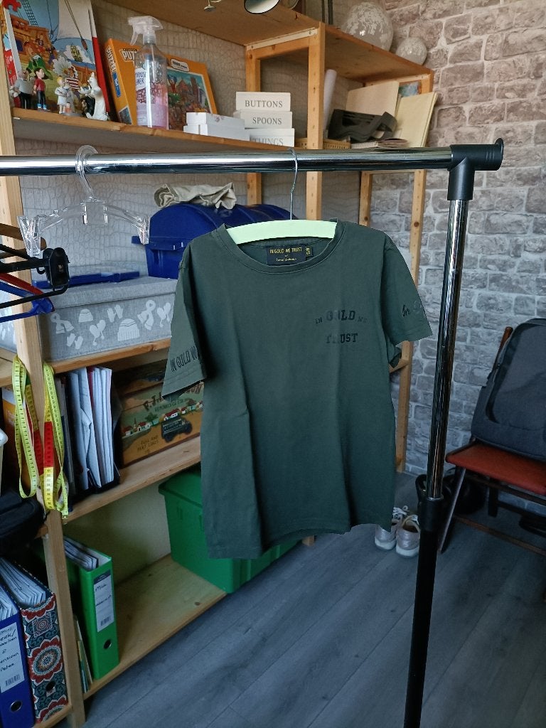 In Gold We Trust shirt mt 116 jongen, Ophalen of Verzenden, Zo goed als nieuw, In Gold We Trust, Shirt of Longsleeve