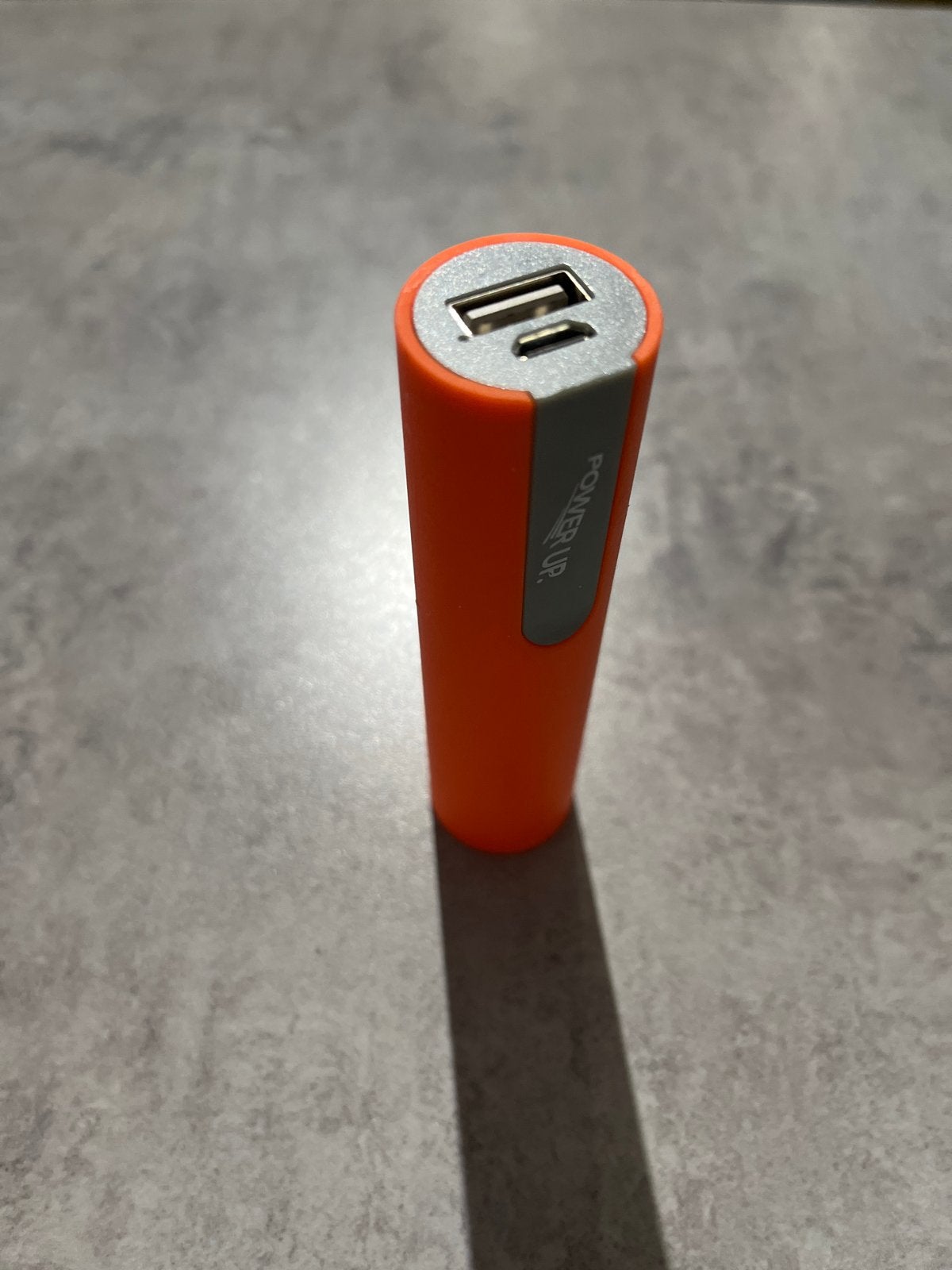 Power Up Powerbank 2200mAh 5V 1A Oranje, Ophalen of Verzenden, Zo goed als nieuw