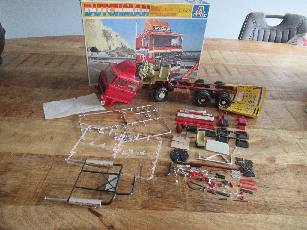 Italeri bouwdoos DAF 3300 Turbo DUTCHMAN Supertruck No. 760, Hobby en Vrije tijd, Italeri, Groter dan 1:32, Ophalen of Verzenden