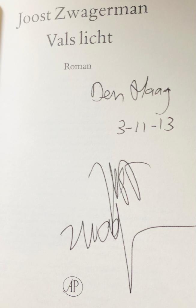 Gesigneerd, Joost Zwagerman, Vals Licht, Boeken, Ophalen of Verzenden, Gelezen, Arnon Grunberg, Nederland