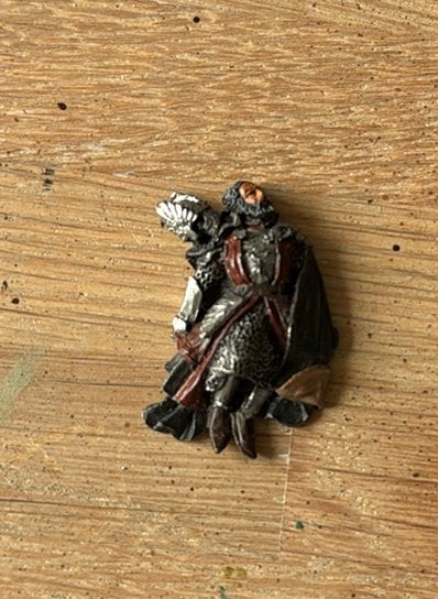 MESBG Elendil Wounded (metal), Hobby en Vrije tijd, Ophalen of Verzenden, Zo goed als nieuw, Warhammer