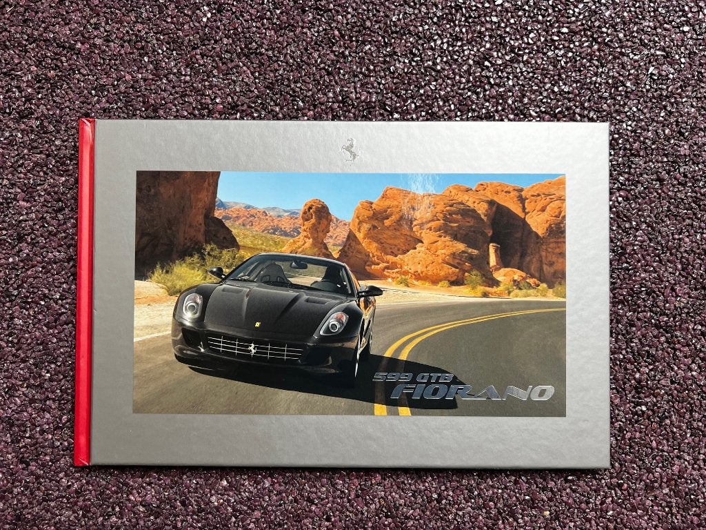Ferrari 599 GTB Fiorano - Hardcover Brochure / Folder, Ophalen of Verzenden, Nieuw, Ferrari