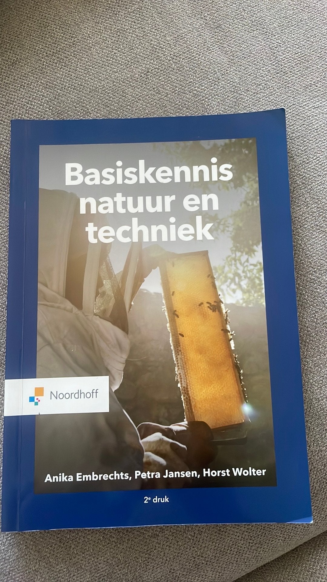 Basiskennis natuur & techniek Noordhoff Uitgevers, Ophalen of Verzenden, Zo goed als nieuw, Natuurwetenschap