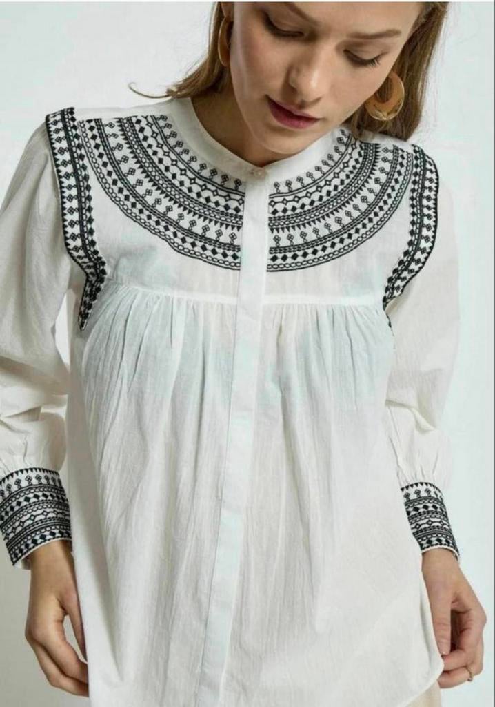 Peppercorn Witte Blouse met Zwart Borduurwerk, Ophalen of Verzenden, Zo goed als nieuw, Maat 38/40 (M), Wit
