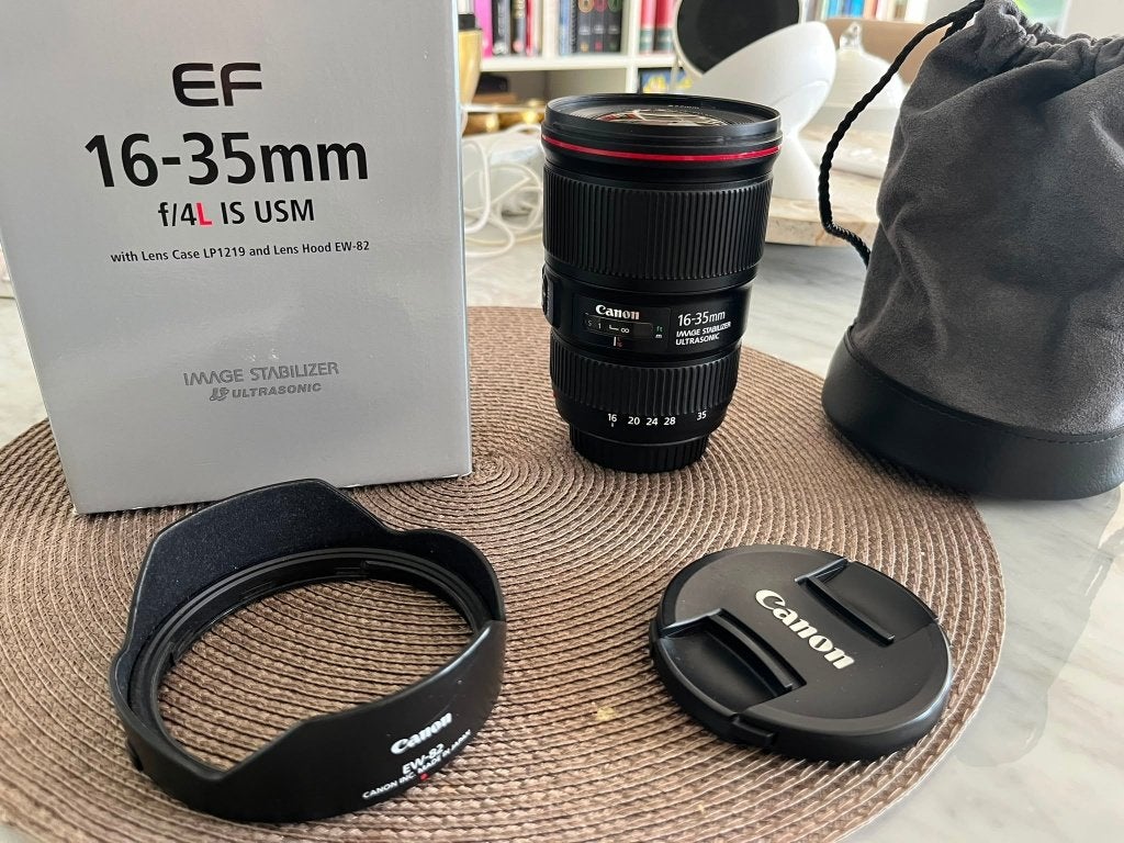 Canon EF 16-35mm f/4L IS USM, Audio, Tv en Foto, Fotografie | Lenzen en Objectieven, Canon, Zo goed als nieuw, Canon EF, Groothoeklens