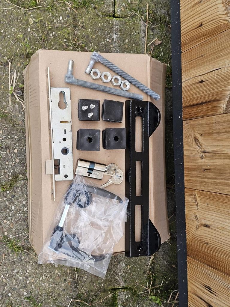 2e keus smeedijzeren inlooppoort 90x170cm helemaal compleet!, Tuin en Terras, Ophalen of Verzenden, Zo goed als nieuw, IJzer, Sierhekwerk